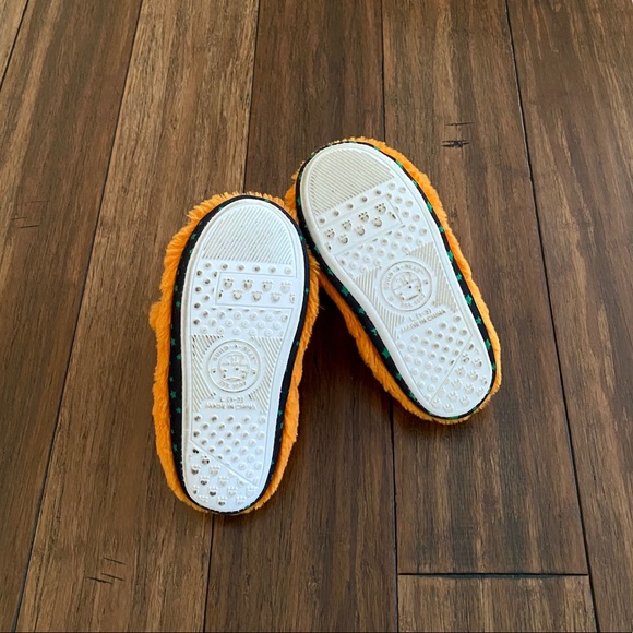 Build A Bear Pumpkin Slippers size L 1-2 - Picture 10 of 13